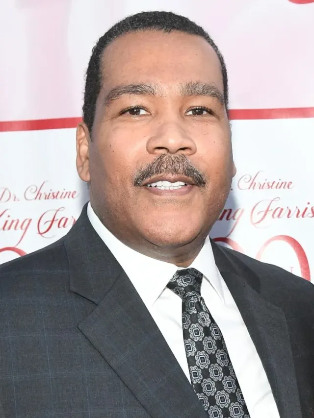 Dexter Scott King, Martin Luther King Jr.'s younger son, dies at age 62.