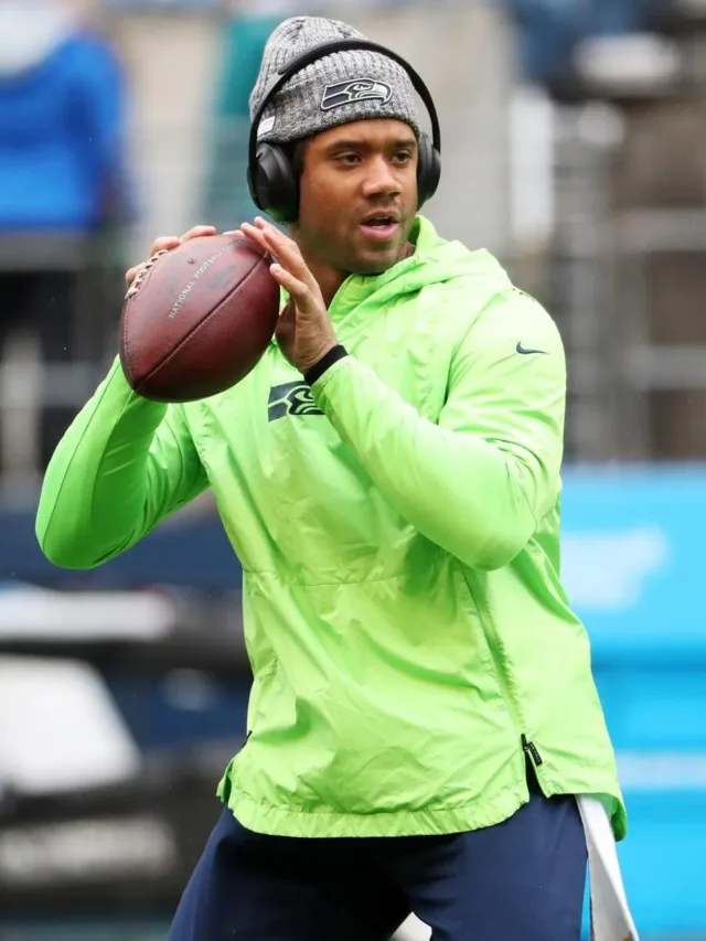 05 Reasons: Russell Wilson's tenure with the Denver Broncos was terrible.